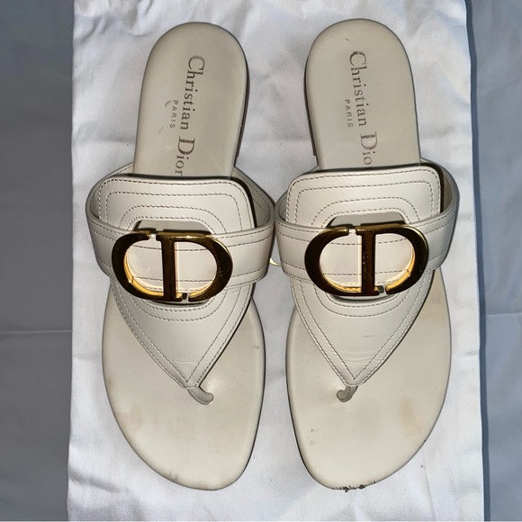 DIOR Authentic Christian Dior 30 Montaigne CD Gold Logo White Leather Sandals 37 - Picture 3 of 11